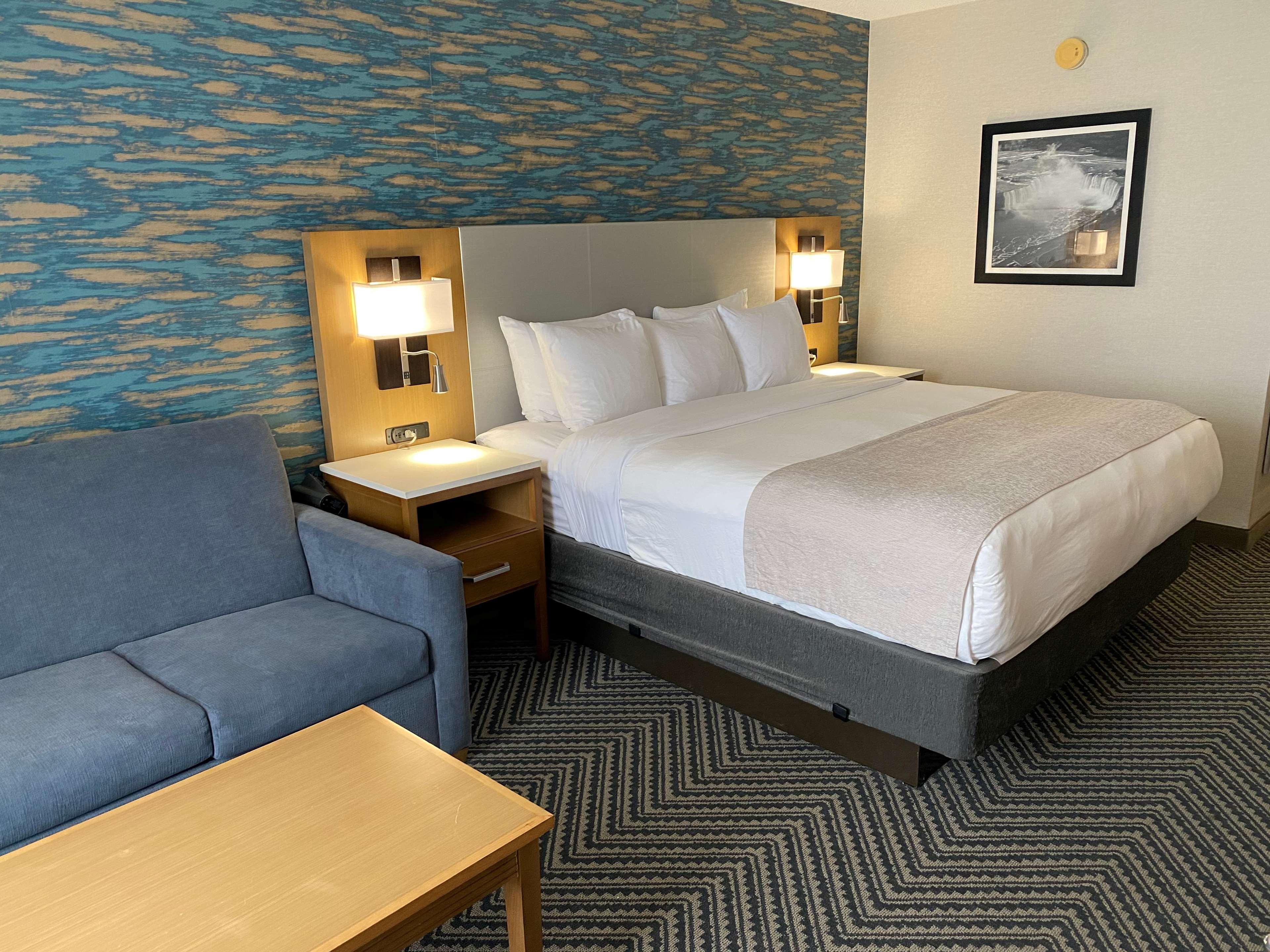 Radisson Niagara Falls-grand Island