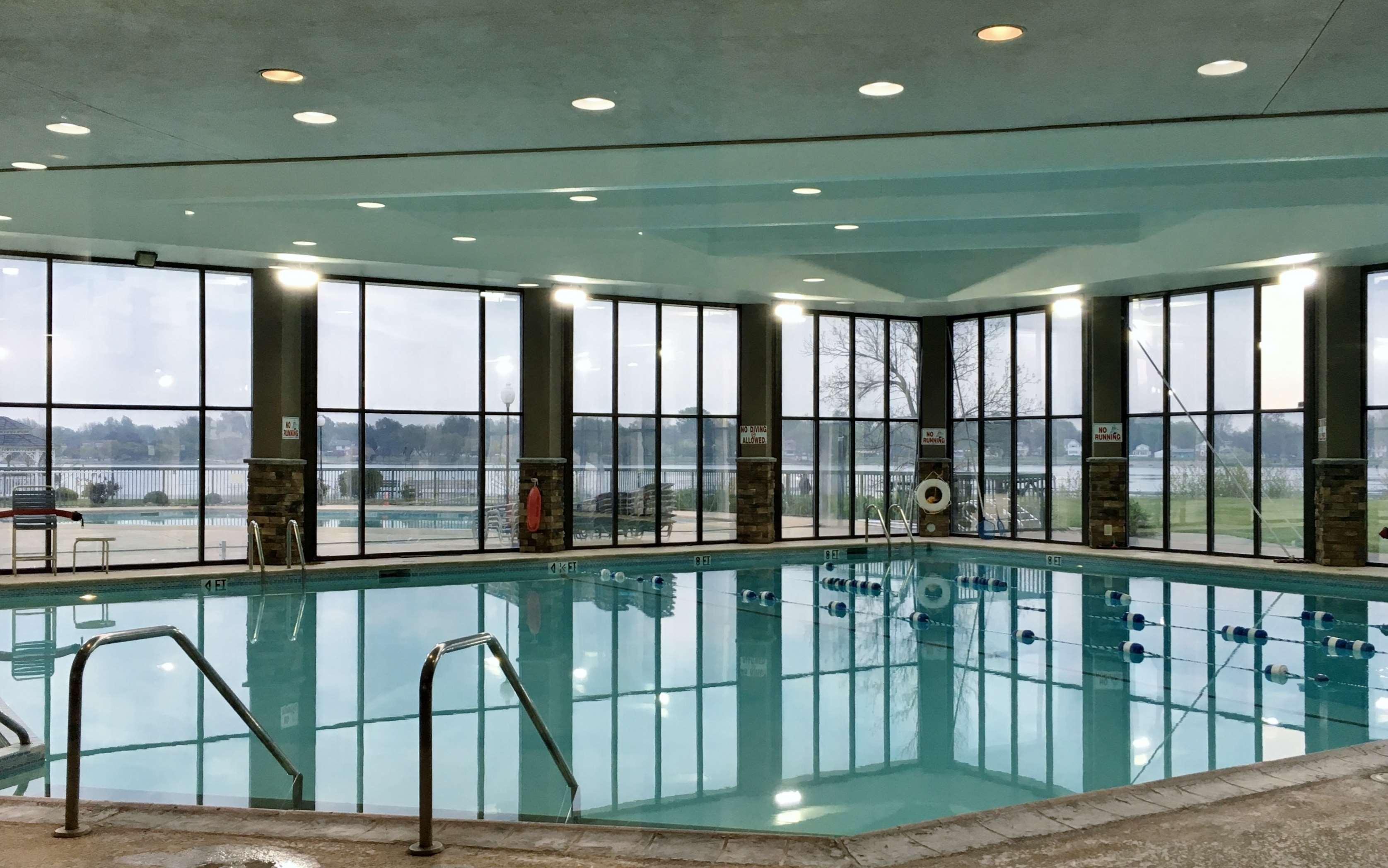 Radisson Niagara Falls-grand Island Hotel